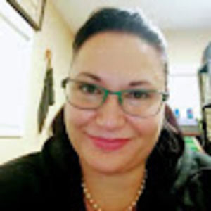 Meet your Posher, Elizabeth